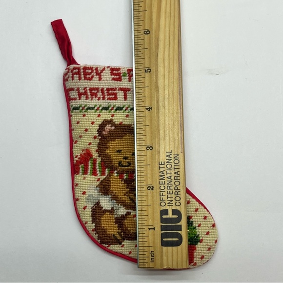 vintage baby’s first christmas needle point bear house of hattan wool 5x3 inch - Picture 2 of 5